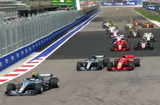Старт гонки Формулы-1 2018 года в Сочи