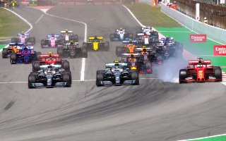 Старт гонки Формулы-1 2019 года в Барселоне