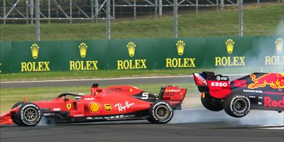 Себастьян Феттель и Макс Ферстаппен в гонке Формулы-1 2019 года на Сильверстоуне