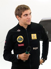 Виталий Петров, первый российский гонщик Формулы-1