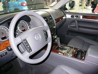 Интерьер Volkswagen Touareg 2008 года