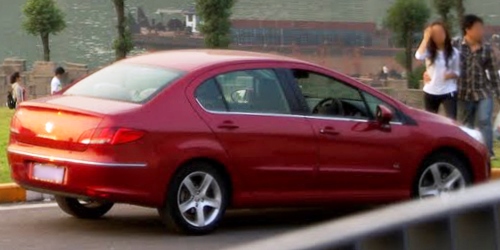 Peugeot 408