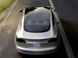 Электромобиль Tesla Model 3, дизайн