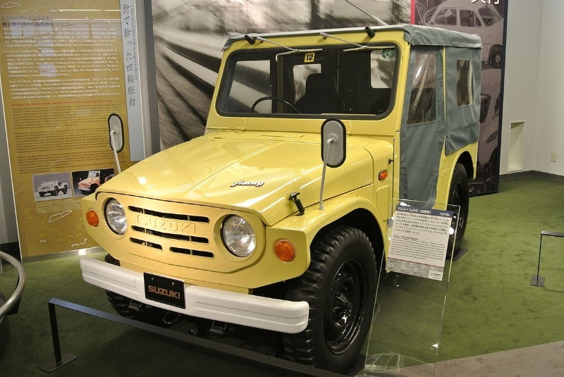 Мини-джип Suzuki LJ10 Jimny