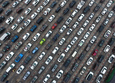 Мировой рынок автомобилей рухнул на 10%, китайский - на 20%