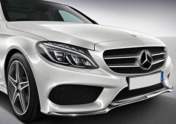 Компактный седан C-Class от Mercedes получит комплект бюджетных аксессуаров