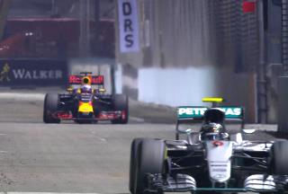Формула-1, новости: на подиуме гонки 2016 года в Сингапуре Росберг, Риккардо и Хэмилтон