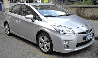 Toyota Prius ставит рекорд Нюрбургринга