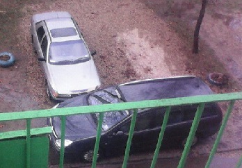 Как поступают с невежливыми авто во дворах Гродно