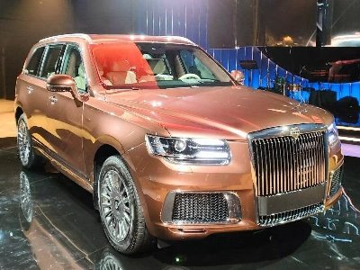 Новинка 2023 модельного года - внедорожник Aurus Comendant