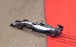 Квалификация Формулы-1 2015 года в Шпильберге: пилоты Mercedes ошибаются и выигрывают