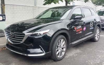 Кроссовер Mazda CX-9 2016 года