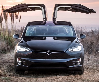 Электромобиль Tesla Model X (Тесла Модель Икс) - супербрутальный электрокар