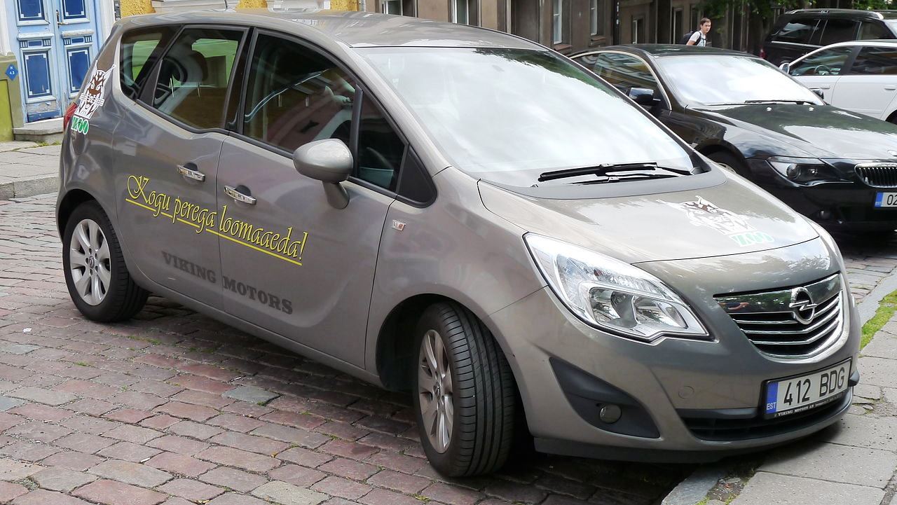 Компактвэн Opel Meriva