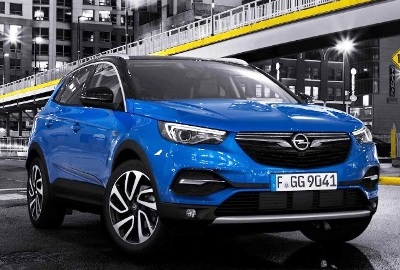 Кроссовер Opel Grandland X 2020 года