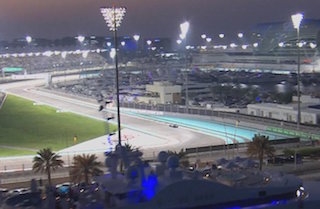 Квалификация Формулы-1 2015 года в Абу-Даби: первая линия Mercedes