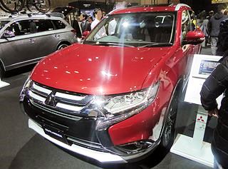 Mitsubushi Outlander 2015 года