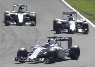 Пилоты Williams и Mercedes на гонке Формулы-1 2015 года в Монце