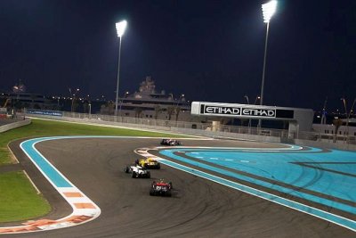 Формула-1, самые свежие новости чемпионата: на подиуме Гран-при Абу-Даби 2023 года Ферстаппен, Леклер и Расселл