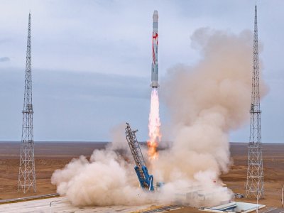 Старт ракеты-носителя Чжуцюэ-2